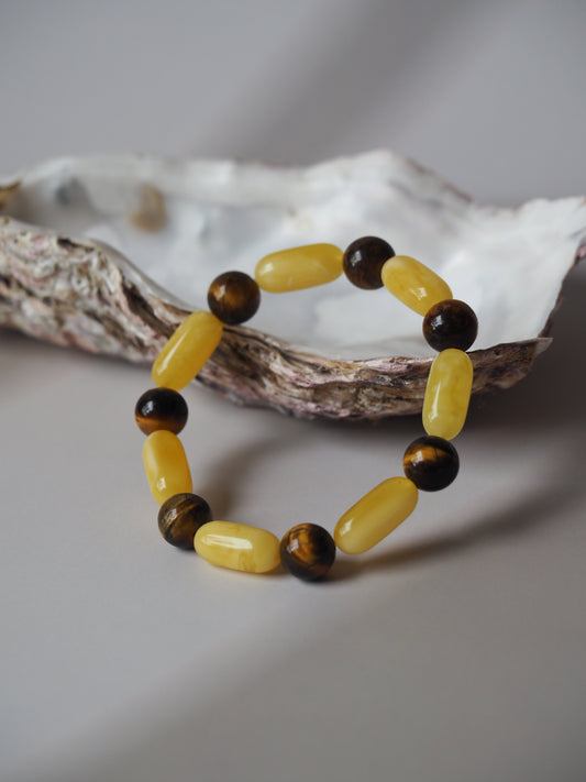 Butterscotch Baltic Amber and Tiger's Eye Beaded Bracelet