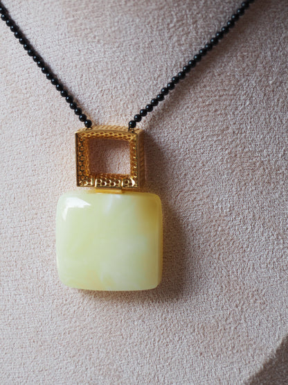 Natural Royal White Pendant With Black Onyx Necklace And Gold Plated Silver