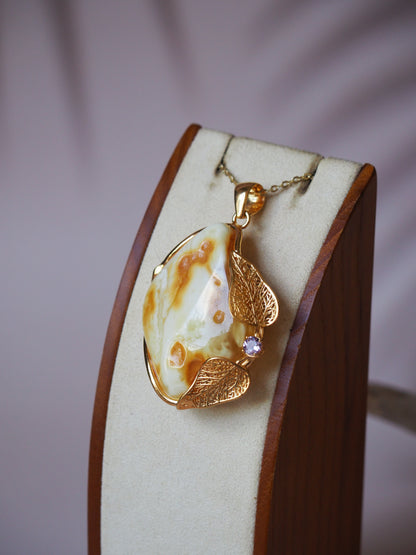 Unique Natural Royal White / Honey Amber Handmade Pendant in Gold Plated Silver with Amethyst