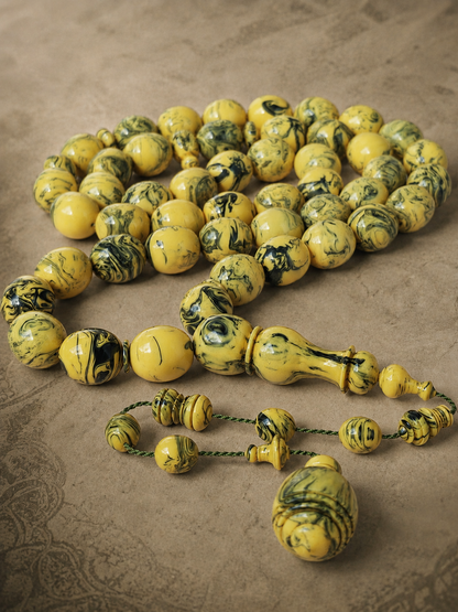 [ Color Update Due to Natural Ageing] Vintage Milky "Chernobyl" Bakelite Misbah 47 Beads Pigeon Egg
