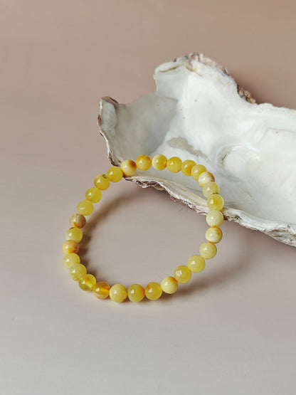 Natural Cloudy Milk Amber Beaded Bracelet 6.7 mm