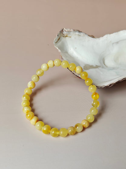 Natural Cloudy Milk Amber Beaded Bracelet 6.7 mm