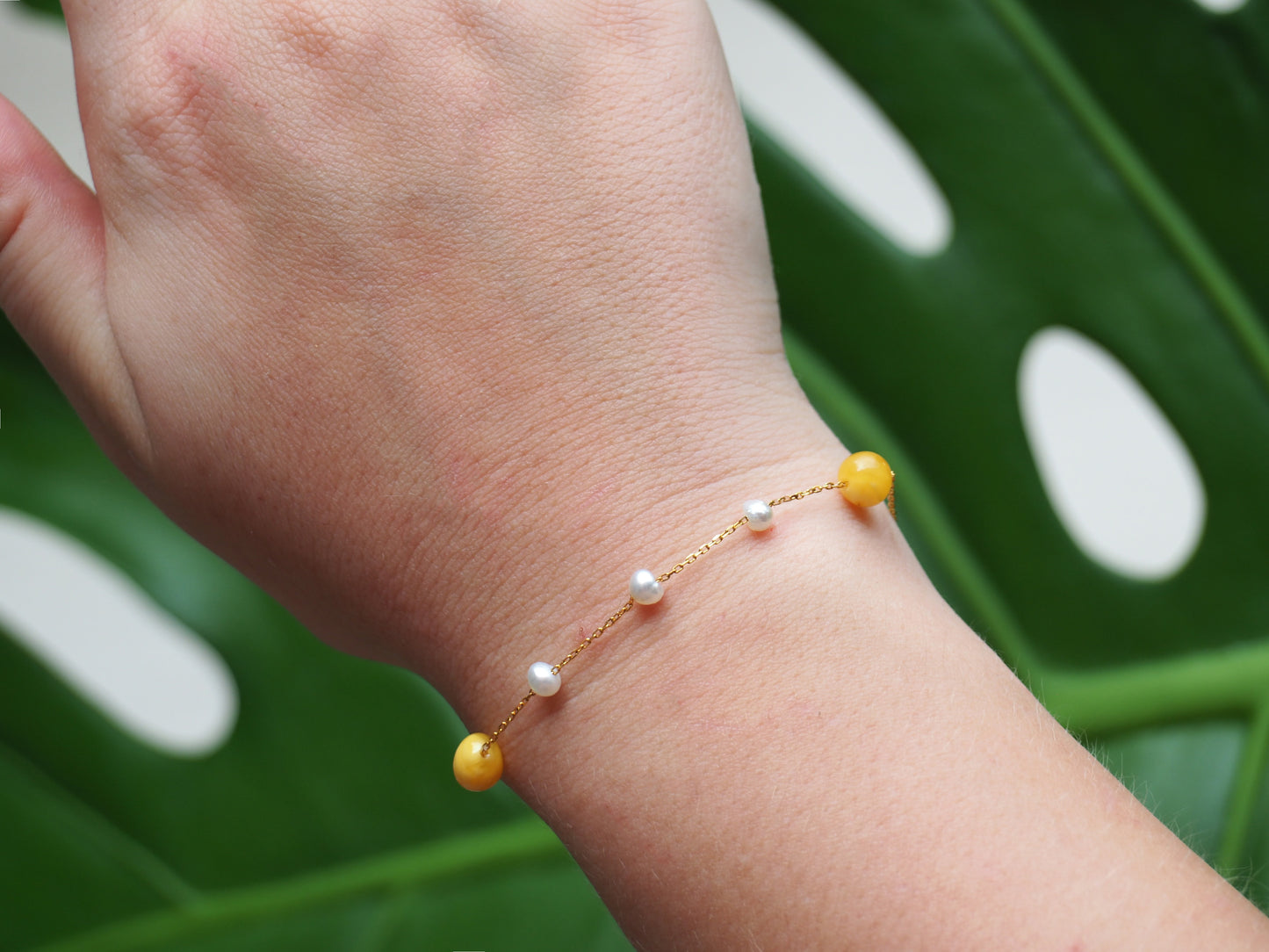 21K Gold Bracelet with Natural Baltic Amber and Saltwater Bahraini Pearls + Certificate