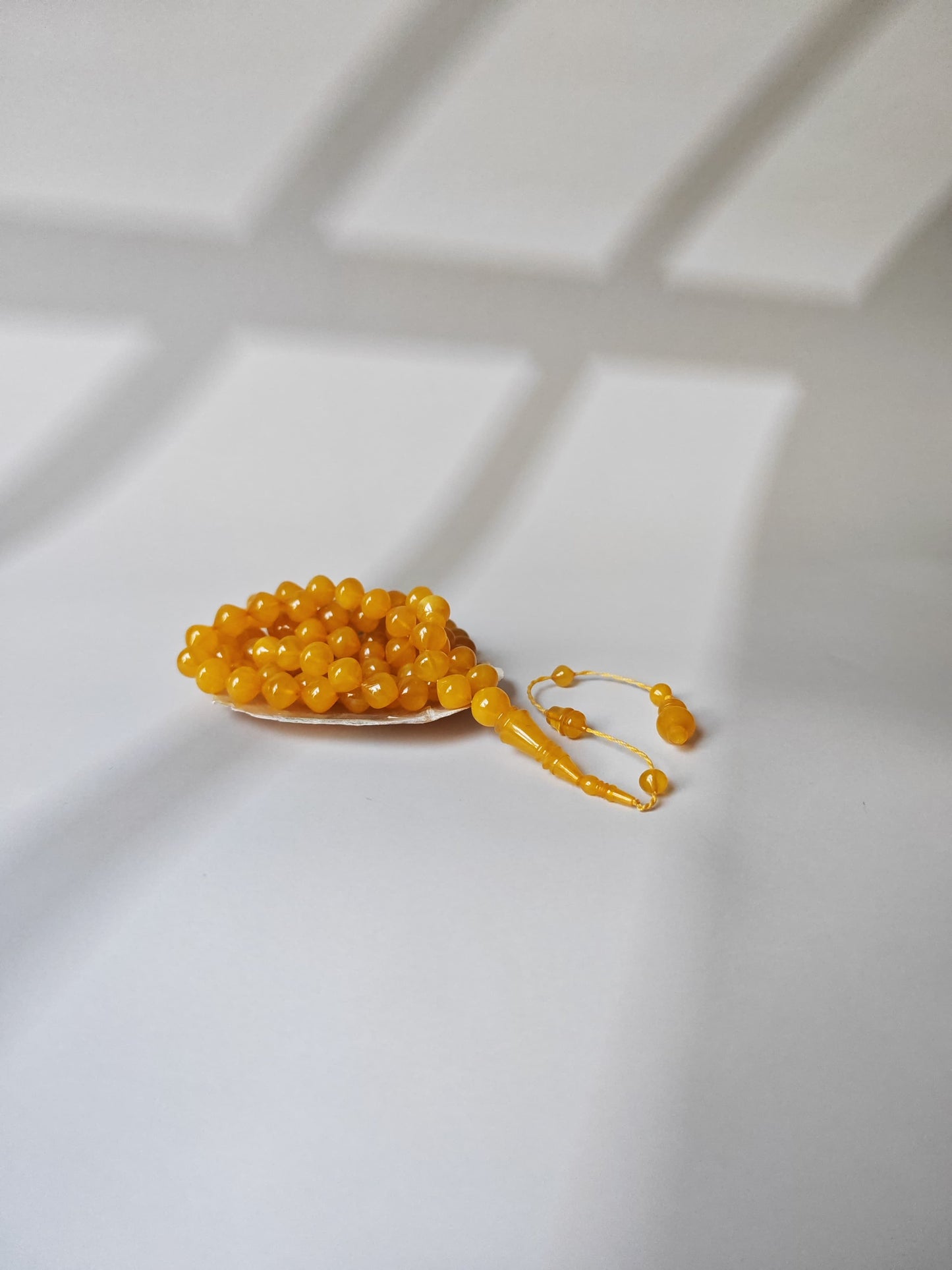 Rare Lemon English Carvacraft Rosary 87 Beads Istanbul Shape