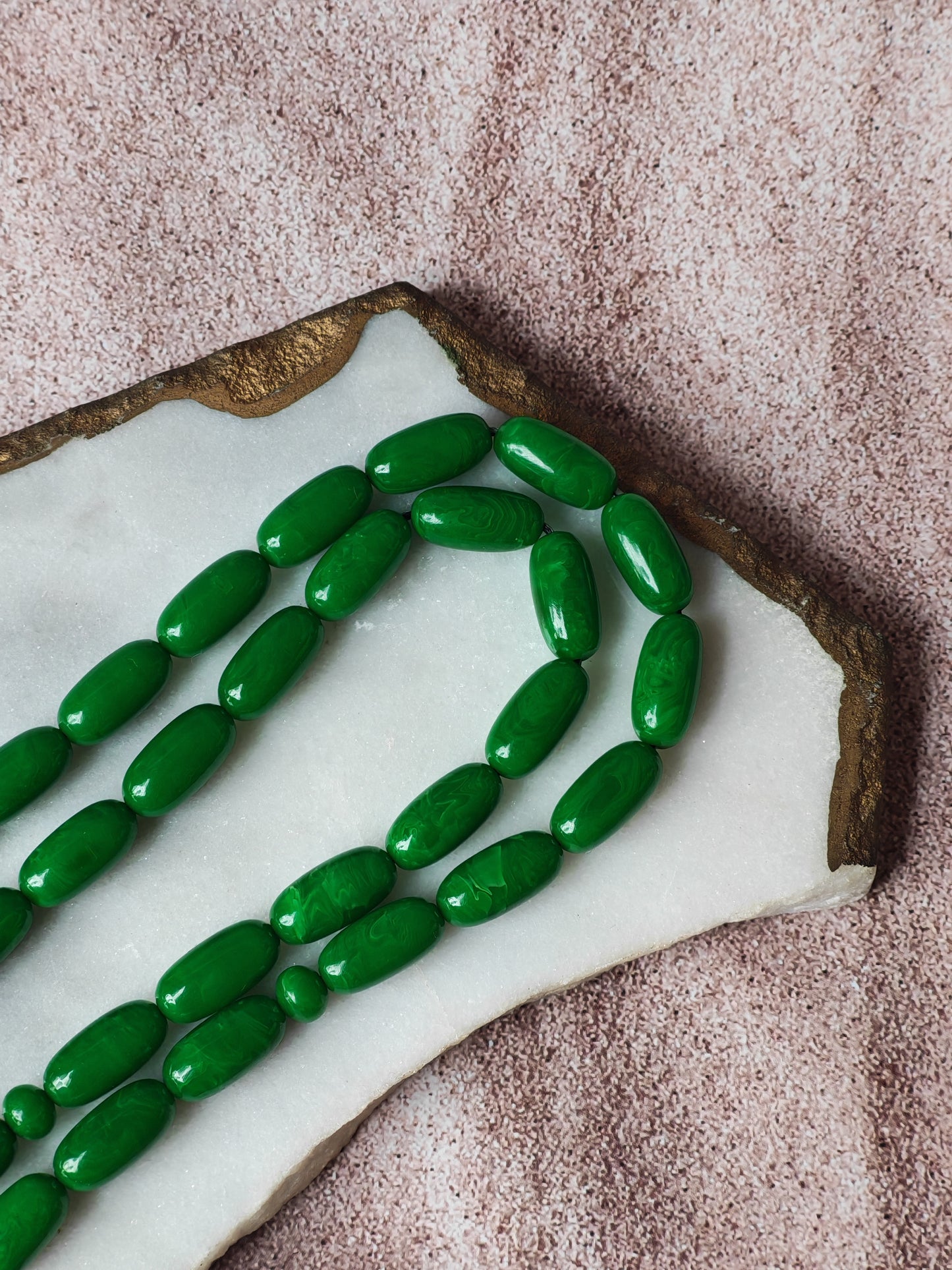 American Bakelite Tasbih – 43 Capsule Beads | Dark Green with Light Veins