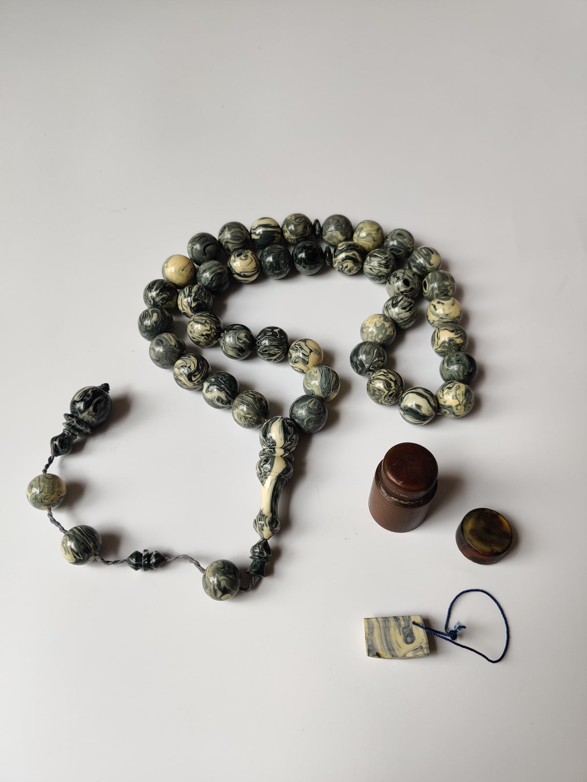 Rare Jumbo Chernobyl Bakelite Tasbih | 39 Large Round Beads | 124 g