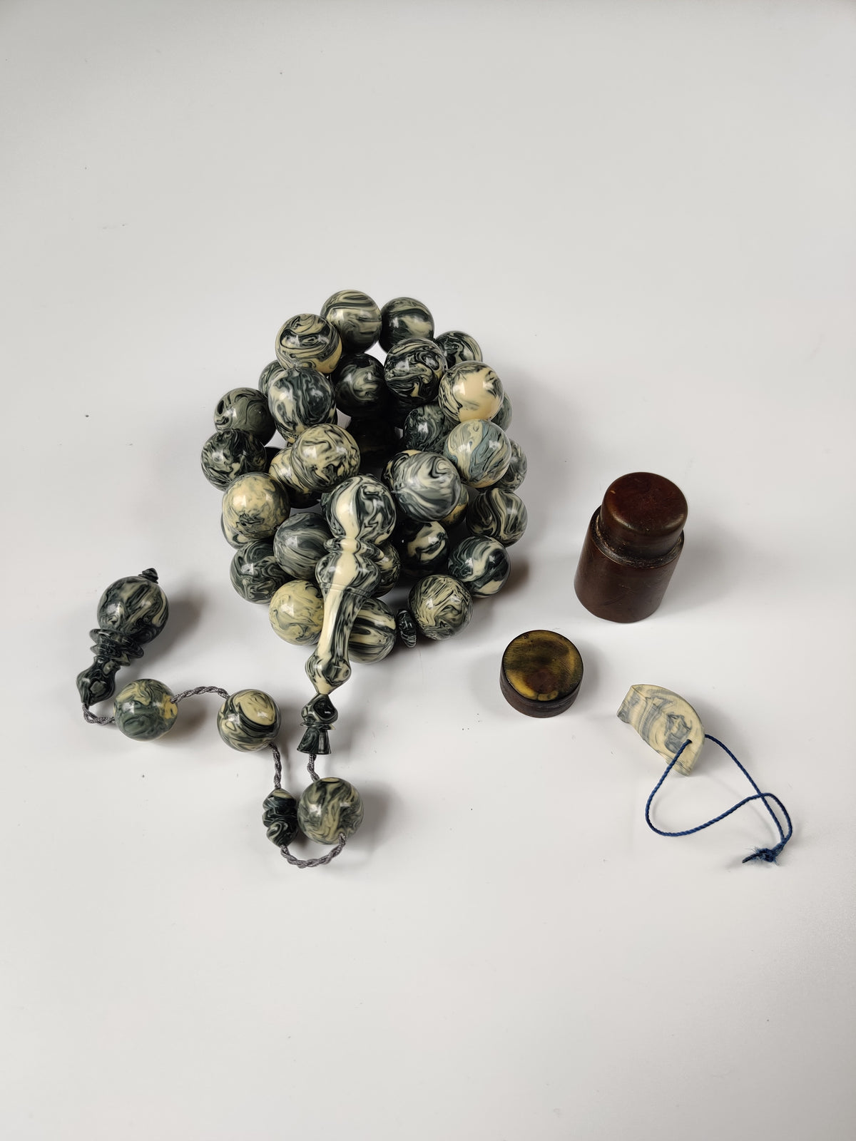 Rare Jumbo Chernobyl Bakelite Tasbih | 39 Large Round Beads | 124 g