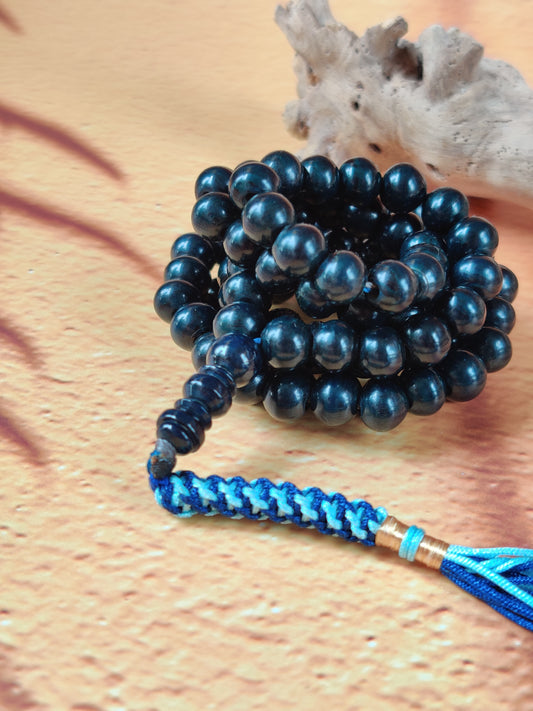 American Bakelite Batman Blue Misbah | 99 Donut Beads