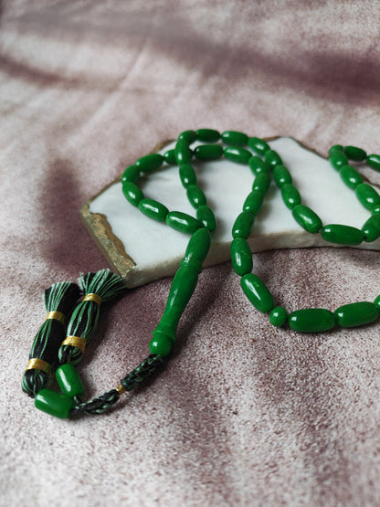 American Bakelite Tasbih – 43 Capsule Beads | Dark Green with Light Veins