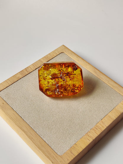 Raw Transparent Baltic Amber – Large Faceted Cabochon