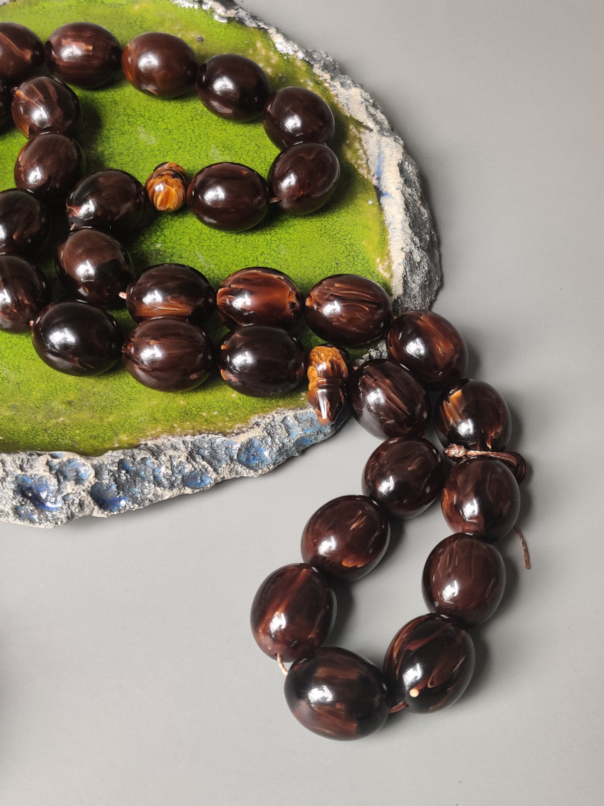 Rare American Bakelite Tasbih | 37 Pigeon Egg Beads | Chocolate Brown With Light Veins