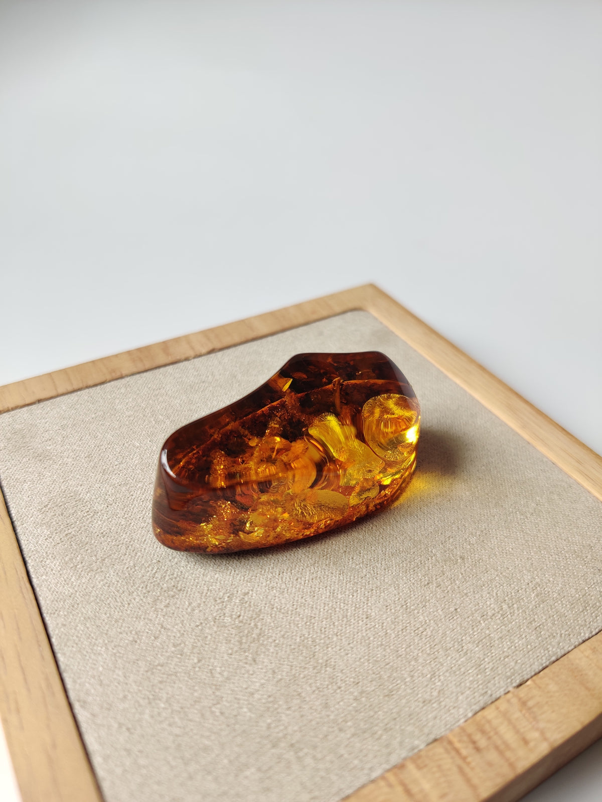 Raw Citron Baltic Amber | Irregular | Transparent