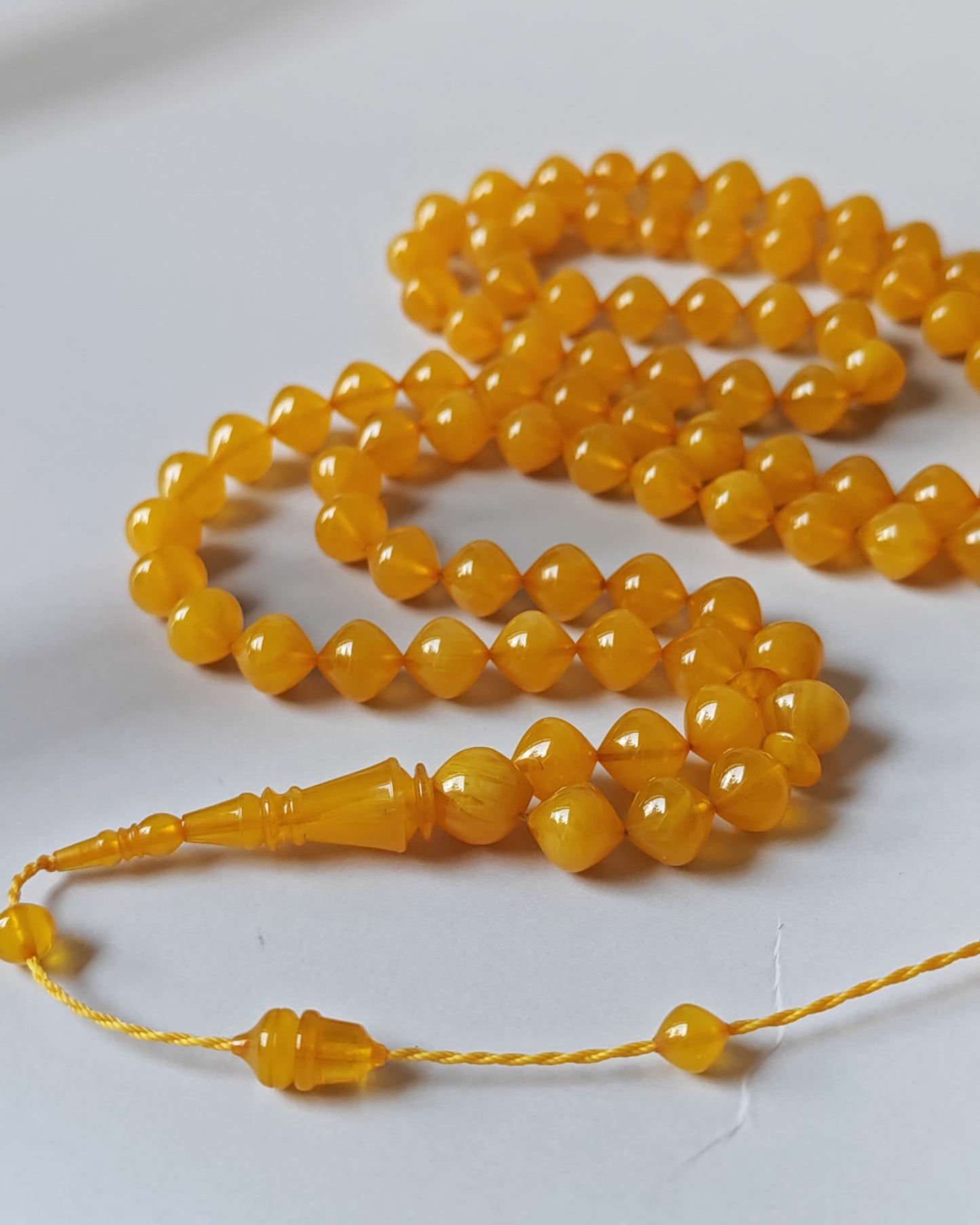 Rare Lemon English Carvacraft Rosary 87 Beads Istanbul Shape