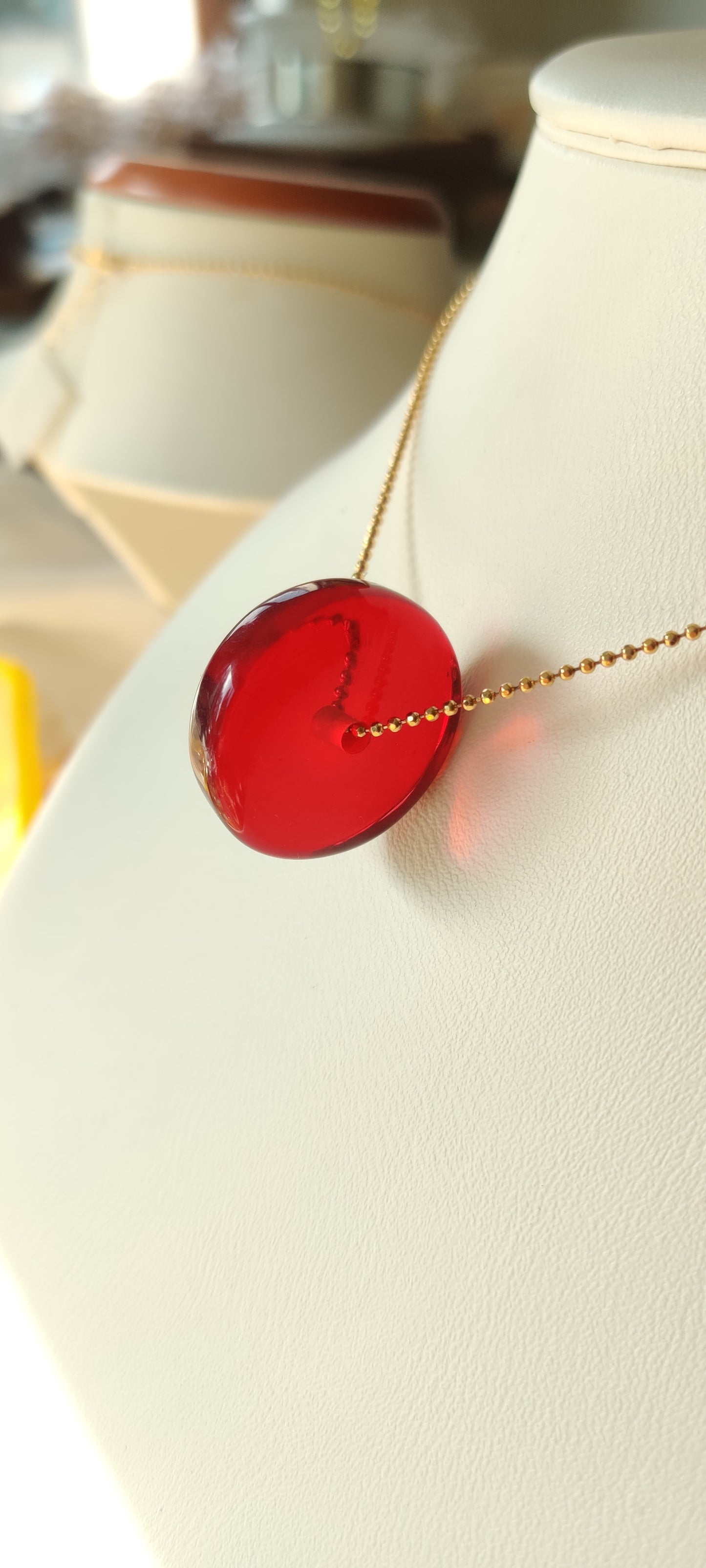 Red/ Blood Amber Donut 29 mm