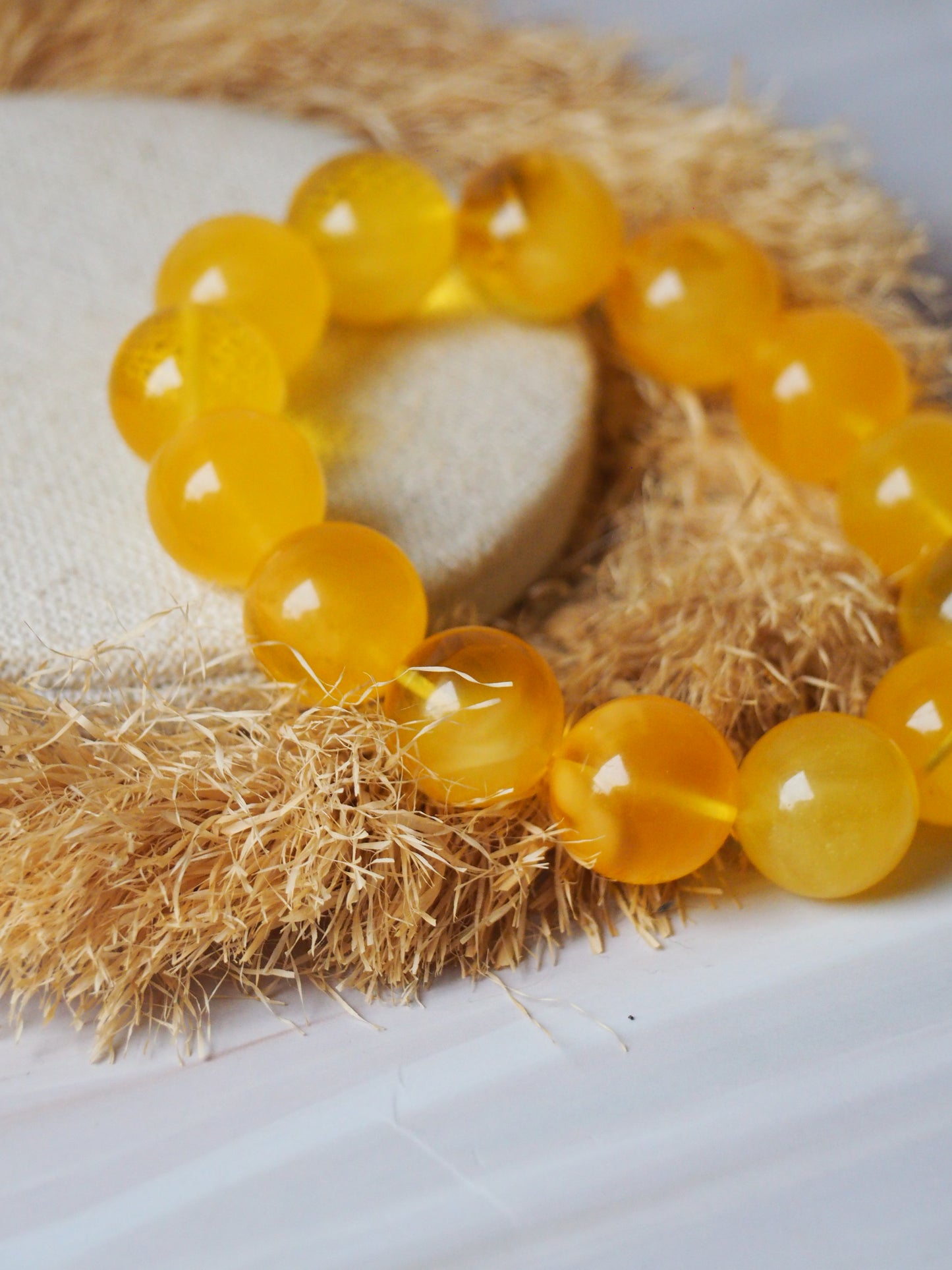 Natural Beeswax Amber Beaded Bracelet 16,8mm