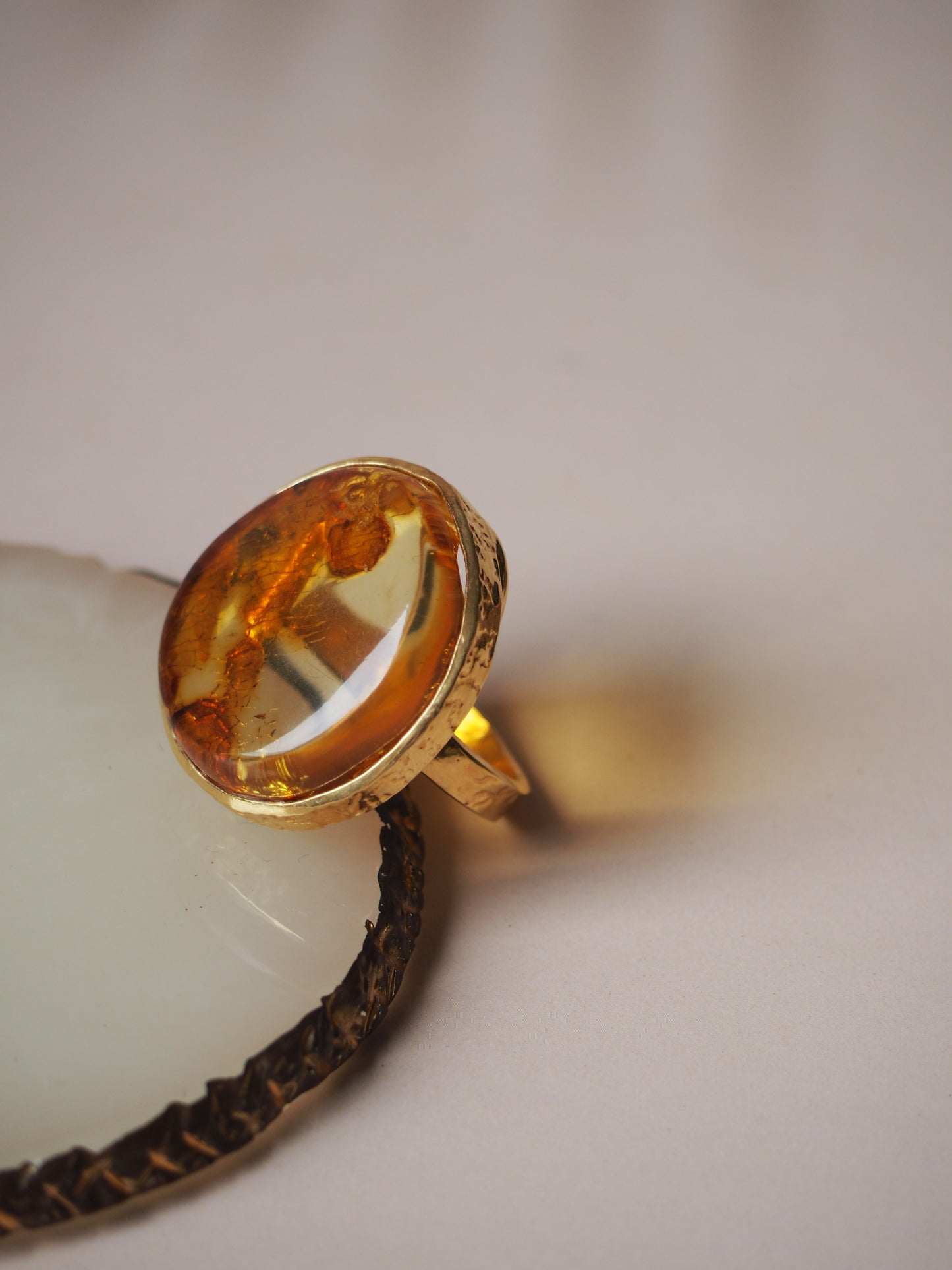 Natural Raw Citron Amber in Gold Pleated Silver