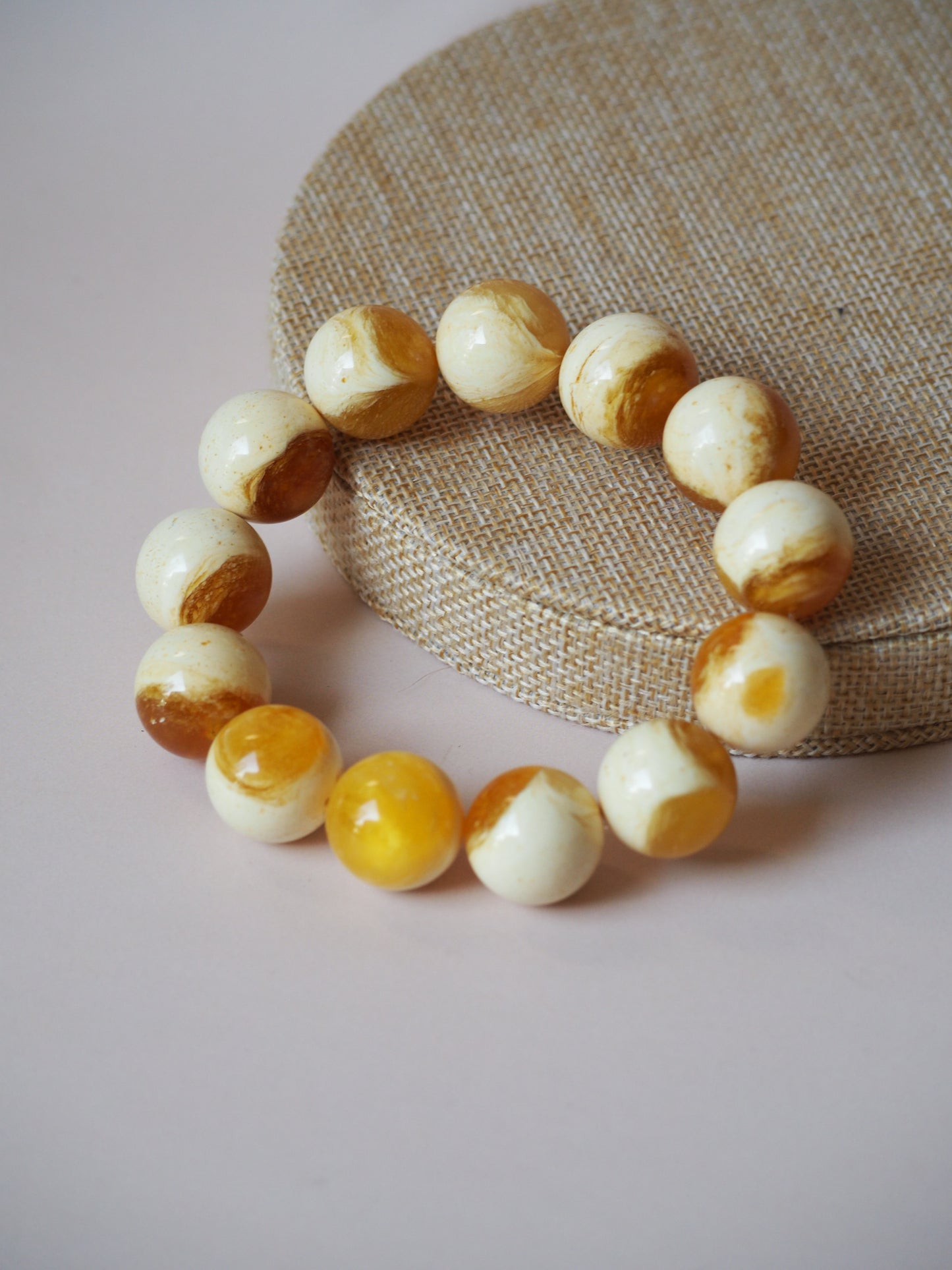 Unique White/ Milk and Honey Amber Beaded Bracelet 18mm